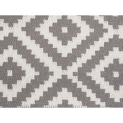 Beliani Tapis extérieur gris motif losanges 120 x 180 cm HAPUR pas cher