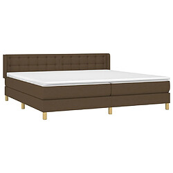 Avis Maison Chic Lit adulte- Lit + matelas,Sommier à lattes de lit avec matelas Marron foncé 200x200 cm -GKD64885