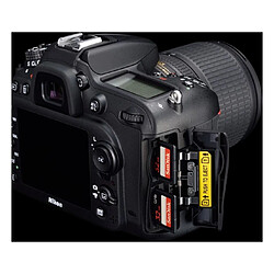 Nikon Appareil photo Reflex D7200 + 18-105VR + Sac + 2e batterie