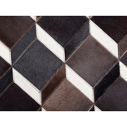 Acheter Beliani Tapis rond en cuir marron 140 cm ALPKOY