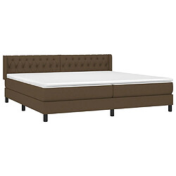 Avis Maison Chic Lit adulte- Lit + matelas,Sommier à lattes de lit avec matelas Marron foncé 200x200 cm -GKD53747