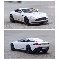 Universal 1: 32 Aston Martin DB11 AMR Voiture jouet moulée sous pression Modèle de voiture jouet en métal Simulation haute Retraite Collection de jouets pour enfants(blanche)