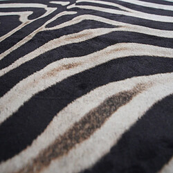 Acheter Thedecofactory ZEBRA SKIN FAKE - Tapis imitation peau de zèbre noir 190x230