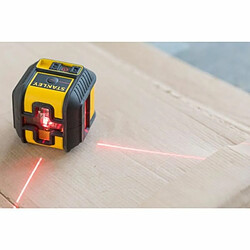 Avis Niveau laser Stanley Cross90 +/- 5 mm - 10 m 10 m