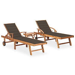 Helloshop26 Lot de 2 transats chaise longue bain de soleil lit de jardin terrasse meuble d'extérieur avec table et coussin bois de teck solide 02_0012088