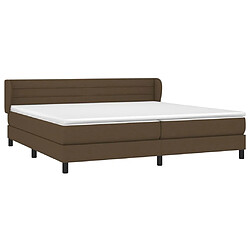 Avis Maison Chic Lit adulte- Lit + matelas,Sommier à lattes de lit avec matelas Marron foncé 200x200 cm -GKD63876