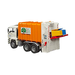 Avis Bruder Miniature Camion à ordures Man Tga avec 2 Poubelles Multicolore