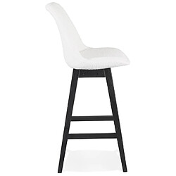 Avis Alterego Tabouret de bar 'SANDRA' en tissu bouloché blanc et pied en bois noir