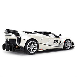 Avis Universal 1: 18 Voiture de sport Simulation statique Moulée sous pression Modèle de collection Voiture Jouet | Moulée sous pression(blanche)