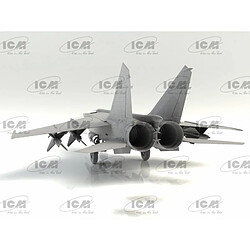 Icm Maquette Avion Mig-25 Pd Soviet Interceptor Fighter pas cher