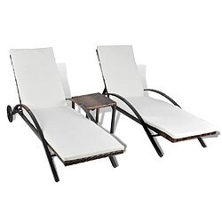 Helloshop26 Lot de deux chaises longues transat 200 cm avec table résine tressée marron 02_0011913