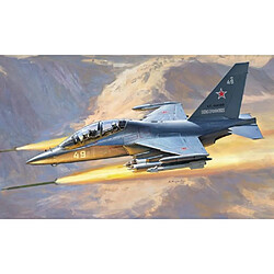 Zvezda Maquette Avion Yak-130 Russian Light Ground-attack Aircraft