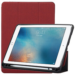 Wewoo Smart Cover rouge pour iPad 9.7 2018 et 9.7 pouces 2017, avec support à trois plis fentes Etui de texture en tissu stylo