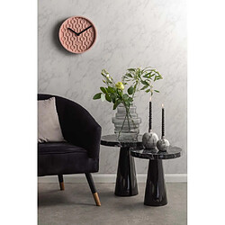 Karlsson Horloge ronde en béton Honey 31 cm Rose.