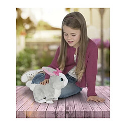 Avis IMC TOYS Peluche a fonctions Betsy, mon petit lapin