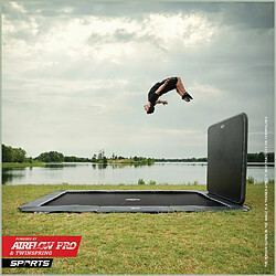 BERG Trampoline Ultim Champion Flatground 500 Black avec Aerowall Blk And Gry