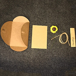 Avis Wewoo 10 PCS Festival Creative DIY Rétro Kraft Papier À La Main Petite Fleur Sèche Carte De Voeux D'anniversaire