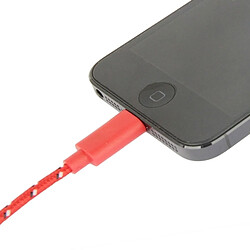 Avis Wewoo Câble rouge pour iPhone 6 et 6 Plus, 6s 6s Plus, 5 5S 5C de charge de transfert de données USB en nylon de style 3m,