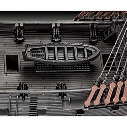 Revell Pirates des Caraïbes La Vengeance de Salazar - Maquette Easy-Click 1/150 Black Pearl 26 cm pas cher