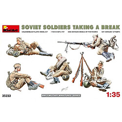 Mini Art Figurine Mignature Soviet Soldiers Taking A Break