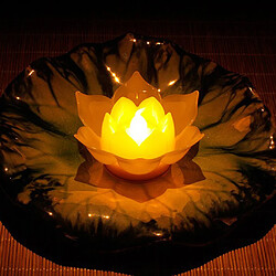 Acheter Eau flottante de lampe de lotus de LED souhaitant le jaune clair de bougie artificielle