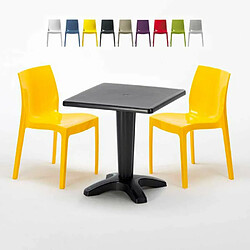 Grand Soleil Table et 2 chaises colorées polypropylen