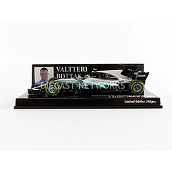 Avis MINICHAMPS - 1/43 - MERCEDES GP HYBRID W08 - CHINE GP 2017 - 417170277