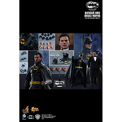 Hot Toys MMS294 - DC Comics - Batman Returns - Batman And Bruce Wayne