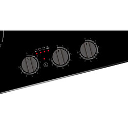 Avis Table de cuisson induction 58cm 3 feux 5500w noir - aim3530 - AMICA