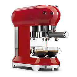 Avis Machine à expresso 15 bars rouge - ecf01rdeu - SMEG