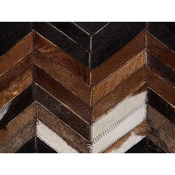 Beliani Tapis marron aux motifs à chevron 160 x 230 cm BALAT pas cher