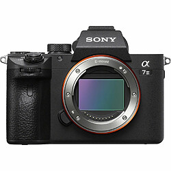 Sony Alpha A7 Mark III Boîtier + batterie Kingma 2000 mAh (Sony NP-FZ100)