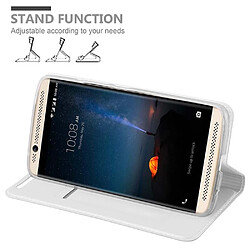 Cadorabo Coque ZTE Axon 7 Etui en Argent pas cher