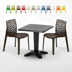 Grand Soleil Table et 2 chaises colorées polypropylen