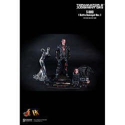 Hot Toys DX13 - Terminator 2 : Judgment Day - T800 Battle Damaged Version Standard Version