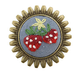 Broche Point De Croix Broderie Starter Kit Needlework Craft Strawberry pas cher