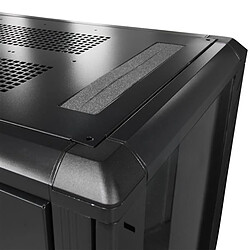 Avis StarTech.com Rack de serveur non-assemblé 25U 36"" avec roulettes étagère