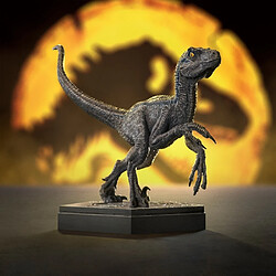 Iron Studios JURASSIC WORLD - Velociraptor Blue figurine pas cher