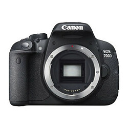 Avis CANON EOS 700D nu