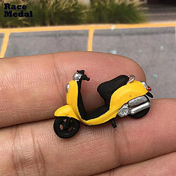 Modèle 1:64 Mini Modèle De Scénario De Disposition De Scooter En Plastique Pour Matchbox Jaune