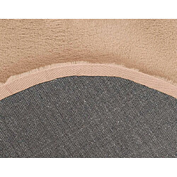 Avis Lisa Design Joy - tapis organique - fausse fourrure - corail