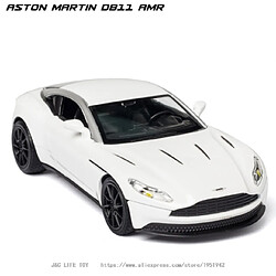 Universal 1: 32 Aston Martin DB11 AMR Voiture jouet moulée sous pression Modèle de voiture jouet en métal Simulation haute Retraite Collection de jouets pour enfants(blanche)