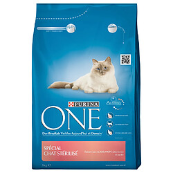 PURINA ONE Croquettes au saumon et au blé - Pour chat adulte stérilisé - 3 kg