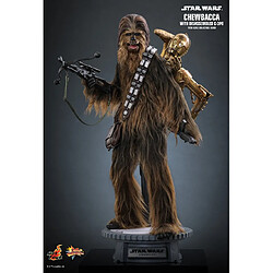 Hot Toys Star Wars Episode V - Figurine Movie Masterpiece 1/6 Chewbacca with Disassembled C-3PO 36 cm pas cher