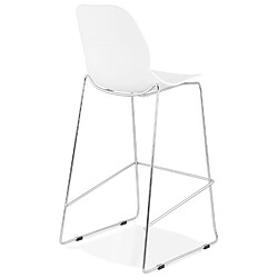 Acheter Alterego Tabouret de bar design empilable 'BERLIN' blanc avec pied en métal chromé