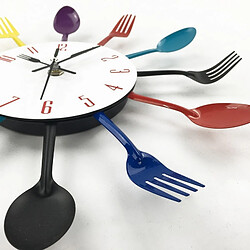 Avis Wewoo Horloge murale Couverts De Cuisine En Métal Cuillère Fourchette Creative Quartz Horloges Murales Design Moderne Décoratif Blanc