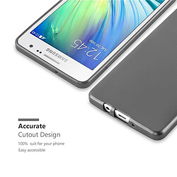 Avis Cadorabo Coque Samsung Galaxy A3 2015 Etui en Argent