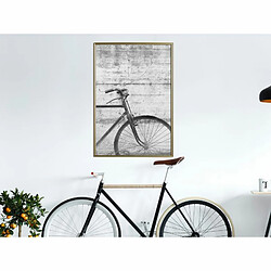 Paris Prix Affiche Murale Encadrée Bicycle Leaning Against the Wall 40 x 60 cm Or