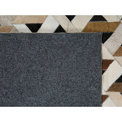 Beliani Tapis en cuir gris et marron 140 x 200 cm TUGLU pas cher