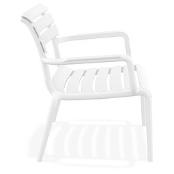 Acheter Alterego Chaise de jardin avec accoudoirs 'AROMA' blanche en matière plastique